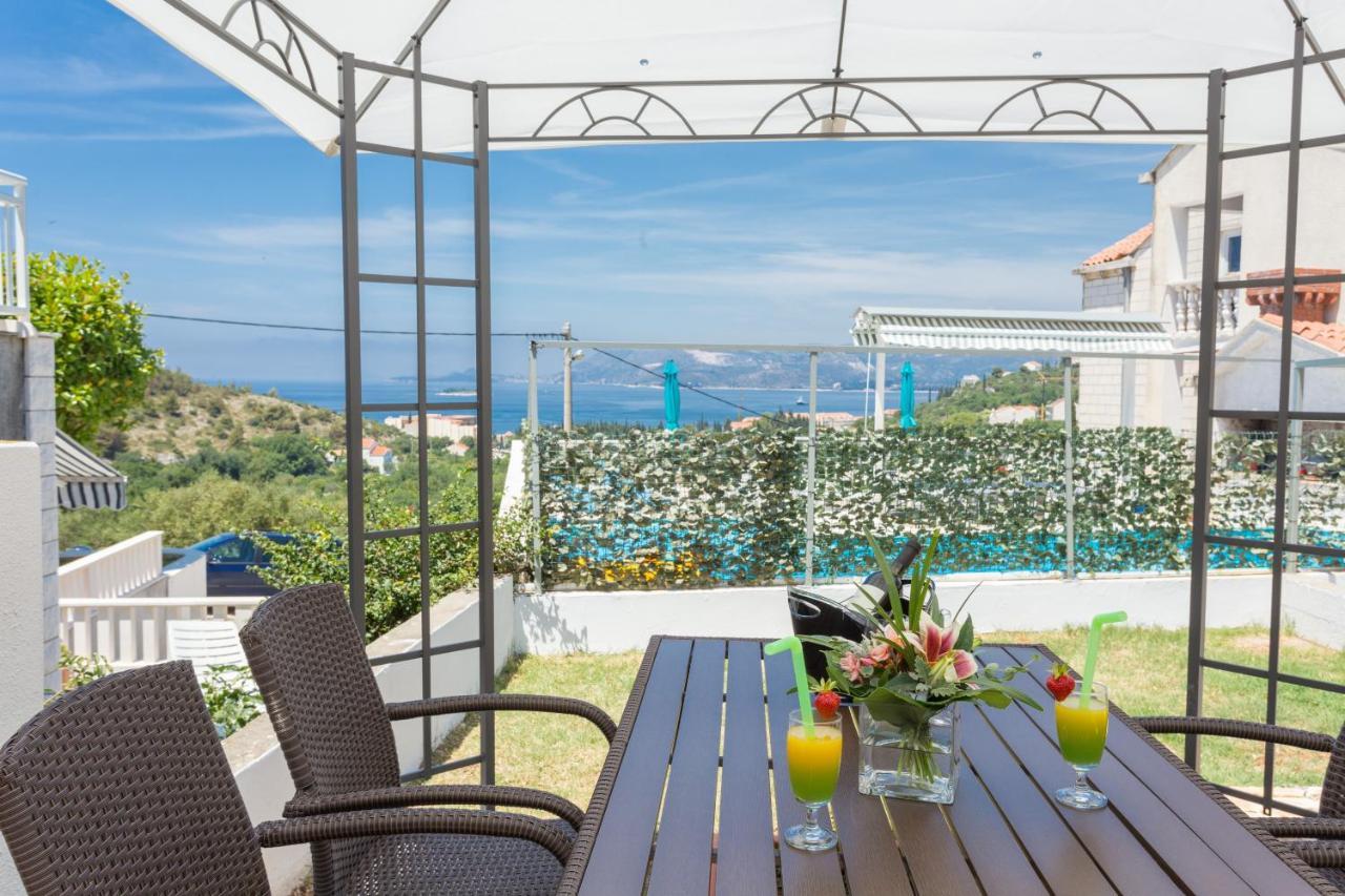 קאבטאט Apartments Oleander Sea View מראה חיצוני תמונה