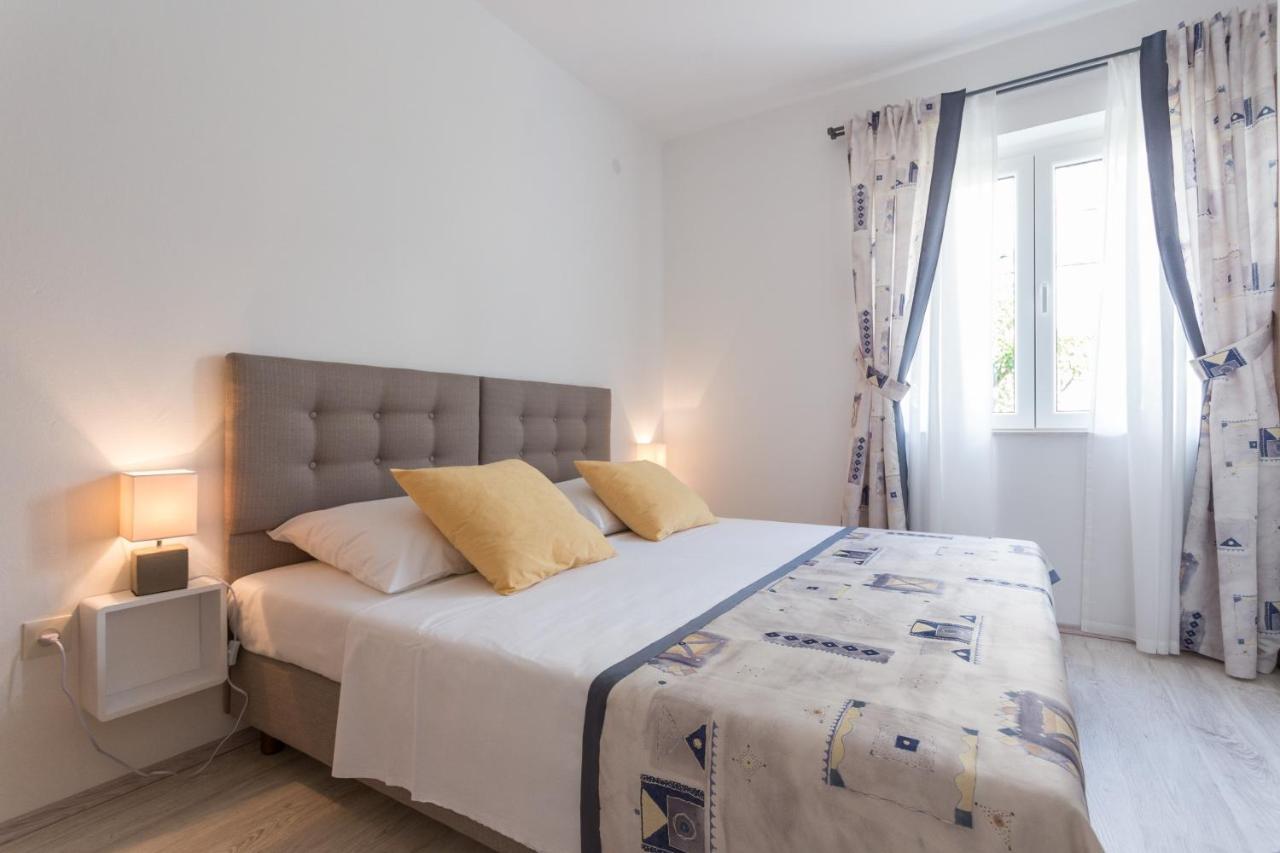 קאבטאט Apartments Oleander Sea View מראה חיצוני תמונה
