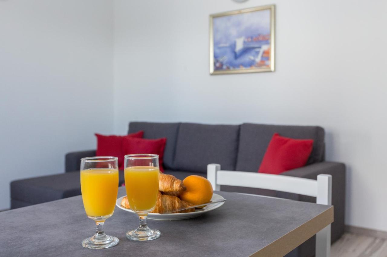 קאבטאט Apartments Oleander Sea View מראה חיצוני תמונה