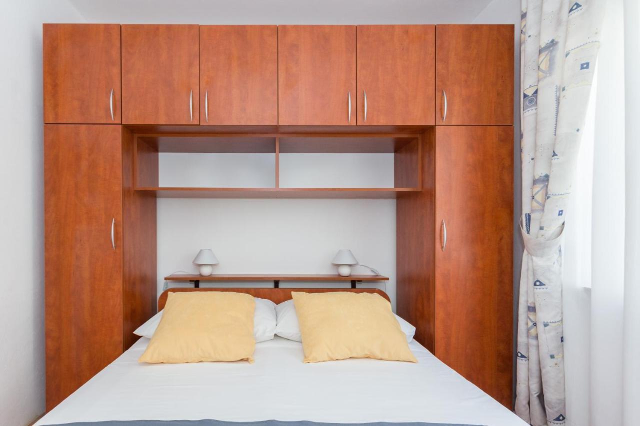 קאבטאט Apartments Oleander Sea View מראה חיצוני תמונה